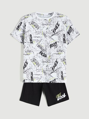 Lc Waikiki Yeni Sezon Bisiklet Yaka Erkek Çocuk Şortlu Pijama Takımı