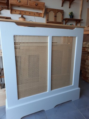 Normadia Ahşap Çam Ağacından Petek Önü Kapama ve Dresuar Hasır Hazeranlı