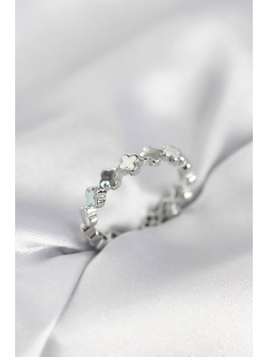 Mç Plus Erb Gümüş Renk Sedefli Yonca Model Kadın Yüzük