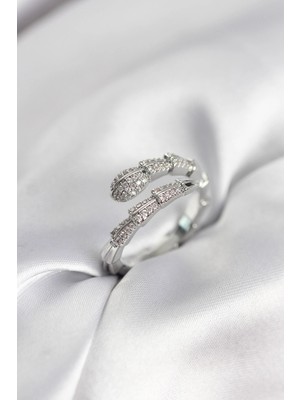 Butik Gümüş Renk Zirkon Taşlı Yılan Model Kadın Yüzük