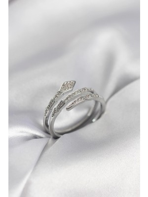 Butik Yılan Model Gümüş Renk Zirkon Taşlı Kadın Yüzük