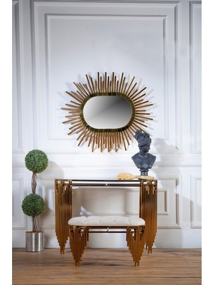 Normadia Gold Metal Dresuar Takımı ile Şıklığı ve Işlevselliği Bir Arada Yakalayın