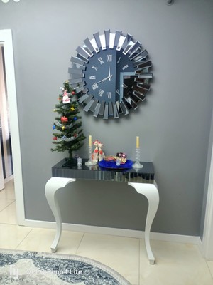 Normadia Şık ve Fonksiyonel Dekoratif Küçük Konsol, Evinizin Vazgeçilmezi