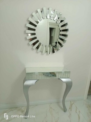 Normadia Şık ve Modern Aynalarla Tamamlanan Zarif Takım Ürününüz