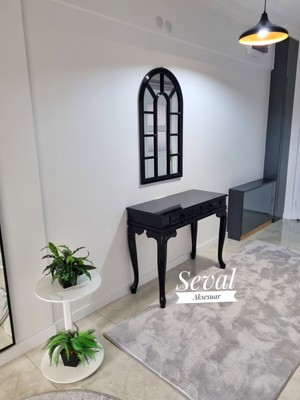 Normadia Şık ve Fonksiyonel Pencere Dresuar, Evinizin Havasını Değiştirir