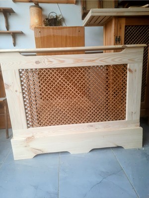 Normadia Şık Çam Ağacından Ahşap Petek Önü Kapama Dresuar