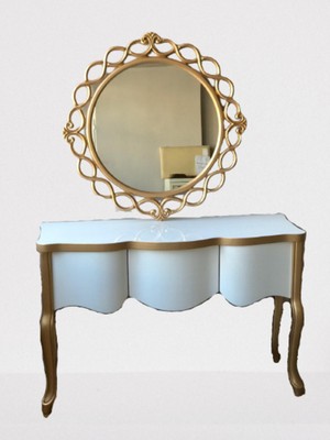 Normadia Şık Kayın Ahşap Dresuar, Gold Detaylar ve 3b Bombe Yuvarlak Nakışlı