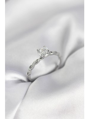 Skygo Gümüş Renk Sarmal Zincir Model Tek Taş Model Zirkon Taşlı Kadın Yüzük