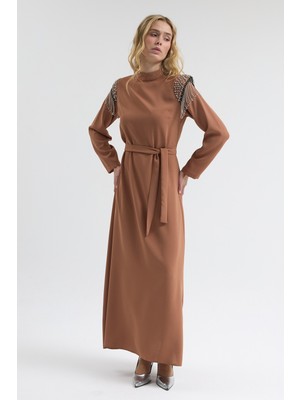 Vavinor Omuz Taş Detaylı Elbise - Camel