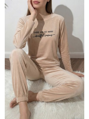 Madame Clara Yazı Detaylı Kadife Uzun Kollu Kadın Pijama Takımı