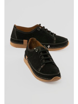 Mubiano Kadın Nubuk Deri Bağcıklı Konfor Ayakkabı Velan Siyah