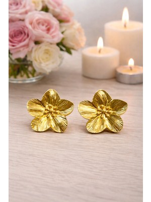 Vipfoni Gold Renk Tek Çiçek Formlu Çivi Küpe