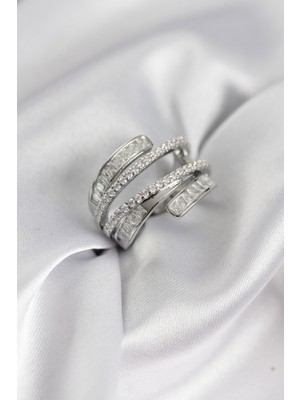 Hkursat Sarmal Zirkon Baget Taşlı Gümüş Renk Kadın Yüzük