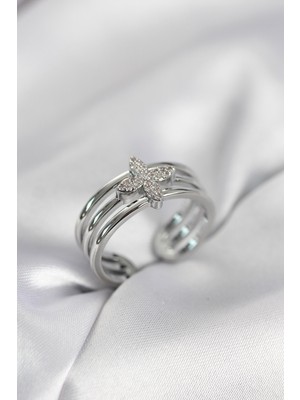 Hkursat Gümüş Renk Zirkon Taşlı Yonca Model Kadın Yüzük