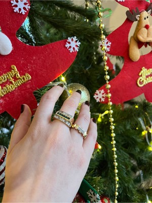 Asteria Jewelry Yeşil Taş Detaylı Altın Yüzük