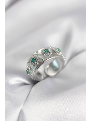 Hkursat Yeşil Zirkon Taşlı Gümüş Renk Vintage Kadın Yüzük