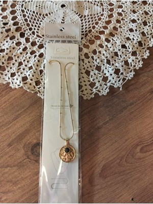  siyah taşlı madalyon stil gold renk kolye