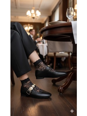 Kindep Kemerli Armalı Tek Biyeli Küt Burunlu Kadın Babet Siyah