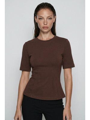 Madmext Kahverengi  Kadın Bisiklet Yaka Belden Oturtmalı Basic Tişört MG2670