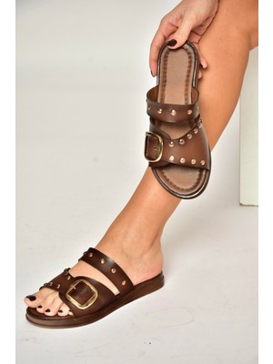 Fox Shoes Y390450703 Kahverengi Hakiki Deri Zımba Detaylı Kadın Terlik