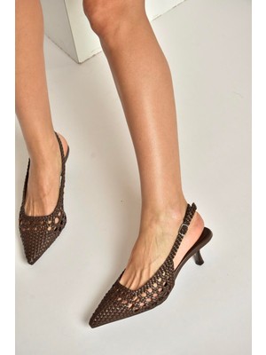 Fox Shoes Y820026509 Kahverengi Örgü Detaylı Alçak Topuklu Kadın Ayakkabı