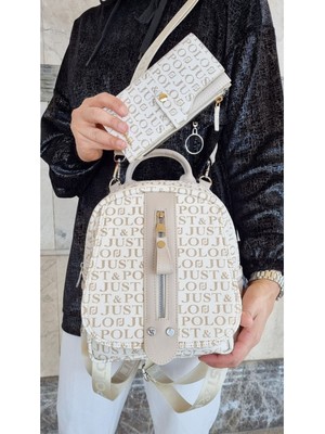Just Polo Kadın Krem Monogram Baskılı Sırt ve Omuz Çantası Cüzdan Kombini Günlük Kullanım İçin Şık