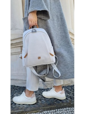 Just Polo Kadın Beyaz 9 Bölmeli Orta Boy Sırt Çantası JP4040TM Beyaz Ebat 33X28 cm