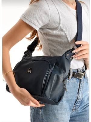 Kadın Mega Büyük Boy Çok Bölmeli Omuz Çantası ve Sırt Çantası