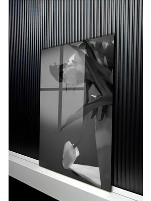 KutuTR Modern Minimalist Siyah Beyaz Lale Temalı Temperli Cam Tablo 50X70 cm 2d Uv Baskı - YCT242
