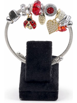 Pangu Uğur Böceği ve Kalp Figürlü Kırmızı Taş Detaylı Gümüş Renk Çelik Charm Bileklik