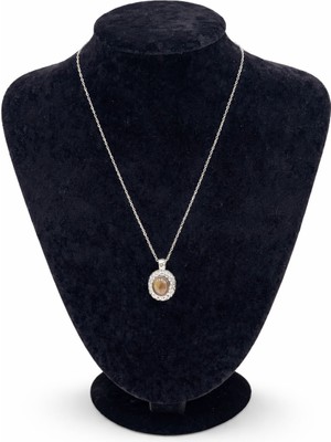 Pangu Gümüş Renk Doğal Taş Detaylı Oval Çelik Kolye