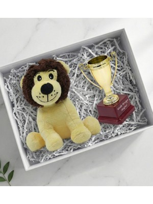 Kişiye Özel Ödül Kupası & Peluş Aslan Oyuncak Hediye Seti