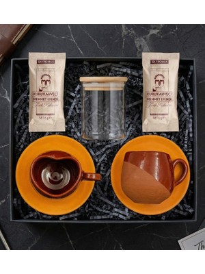 2'li Kalpli El Yapımı Toprak Fincan & Bambu Kapaklı Cam Kavanoz & 2'li Tek Kullanımlık Kahve Hediye Seti