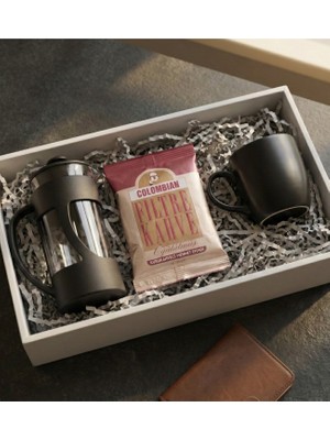 Kahve Severlere Özel Hediye Seti (French Press & Kupa & Taze Filtre Kahve)