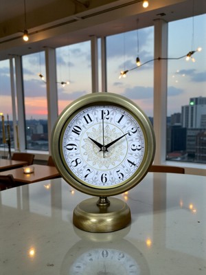 Akıllı Durak Eskitme Motifli 25 x 20 cm Metal Masa Saati