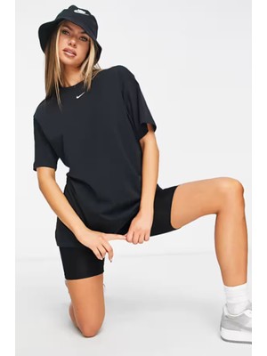 Nike Sportswear Essantial Tee Siyah Kadın Bol Kesim Pamuklu Tişört