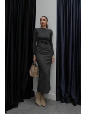 Havoş Antrasit Yanları Drapeli Kayık Yaka Elbise