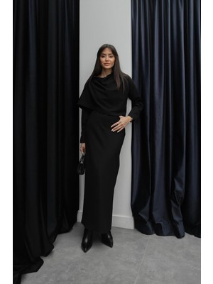 Havoş Siyah Yakası Şal Detaylı Gömlek Etek Takım