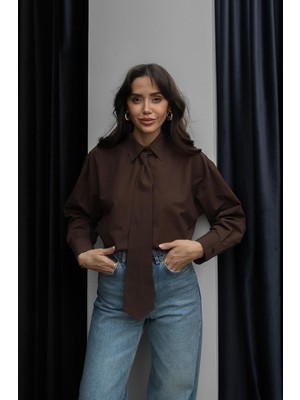 Havoş Kahverengi Kravat Detaylı Gömlek