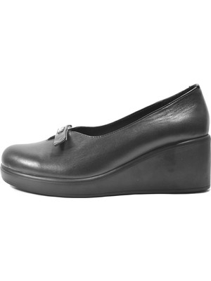 Beety 101.247 Hakiki Deri Dolgu Topuklu Günlük Kadın Ayakkabı