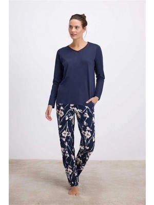Marsilyan-  Çiçek Desenli Uzun Kollu T-Shirt ve Pantolon Pijama Takımı