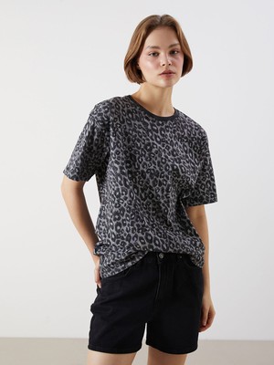 Lc Waikiki Yeni Sezon Bisiklet Yaka Desenli Kadın Tişört