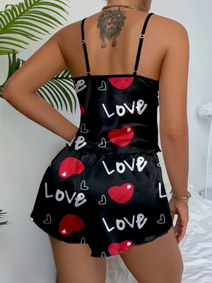 Aşk Temalı Kalp Desenli Siyah Saten Şortlu Gecelik Takım