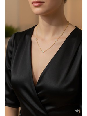 Stainless Steel Çelik Gold Minimal Kare Zirkon Taşlı Zincir Kolye