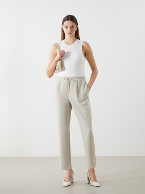 Lc Waikiki Yeni Sezon Beli Lastikli Havuç Kesim Kadın Pantolon