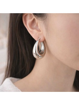 Parlak Gümüş Renk Damla Form Küpe