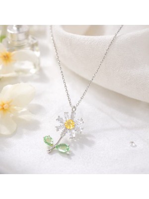 Papatya Figürlü Taşlı Silvir Kolye