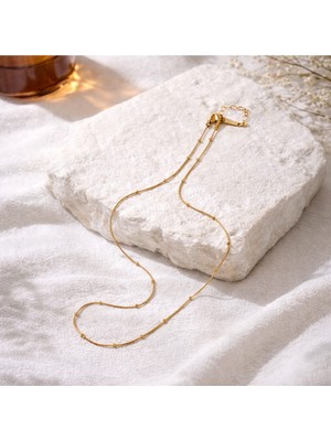 Dorika Detaylı Çelik Kolye