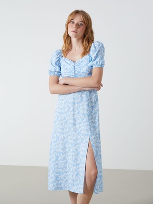 Lc Waikiki Yeni Sezon Kalp Yaka Çiçekli Elbise