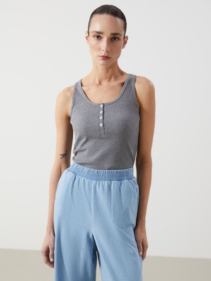 Lc Waikiki Yeni Sezon U Yaka Dokulu Kadın Atlet